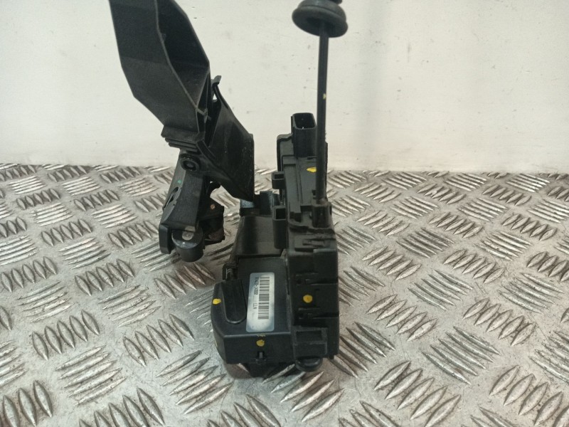 Recambio de cerradura puerta trasera derecha para hyundai ix20 (jc) 1.4 referencia OEM IAM 814201K000 814201K020 
