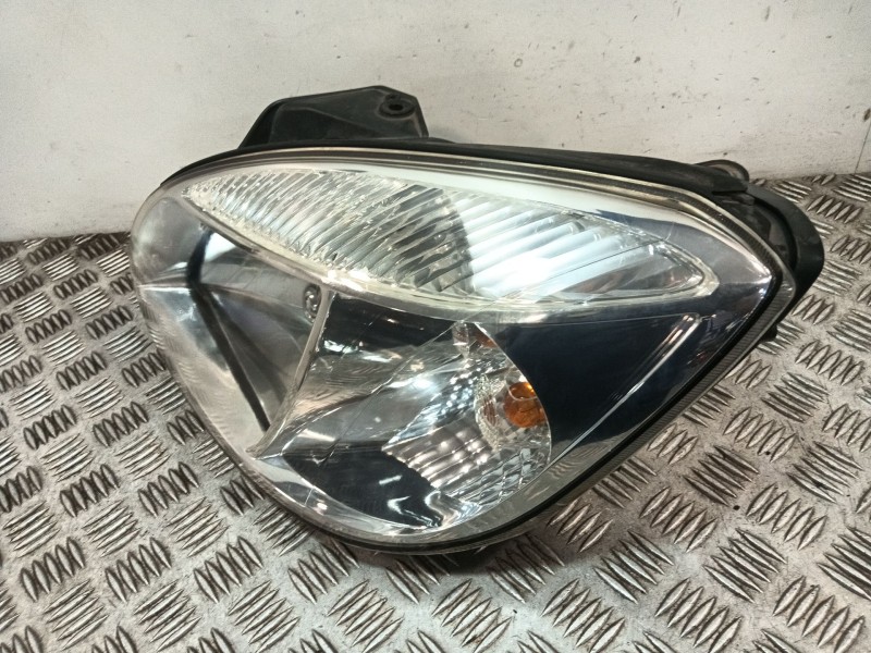Recambio de faro izquierdo para kia rio ii (jb) 1.5 crdi referencia OEM IAM 921011G030  