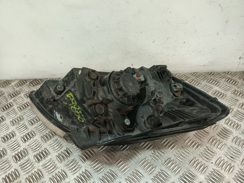 Recambio de faro izquierdo para kia rio ii (jb) 1.5 crdi referencia OEM IAM 921011G030  