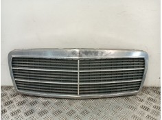 Recambio de rejilla delantera para mercedes-benz clase e (w210) e 280 (210.053) referencia OEM IAM 2108880023  