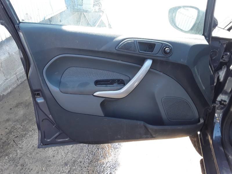 Recambio de guarnecido puerta delantera izquierda para ford fiesta (cb1) 1.25 16v cat referencia OEM IAM 1763615  