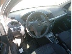 Recambio de caja reles / fusibles para opel astra h (a04) 1.6 (l48) referencia OEM IAM 13208748  