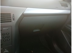 Recambio de guantera para opel astra h (a04) 1.6 (l48) referencia OEM IAM 13191510  