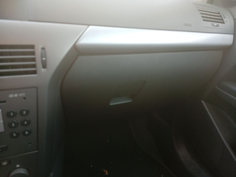 Recambio de guantera para opel astra h (a04) 1.6 (l48) referencia OEM IAM 13191510  