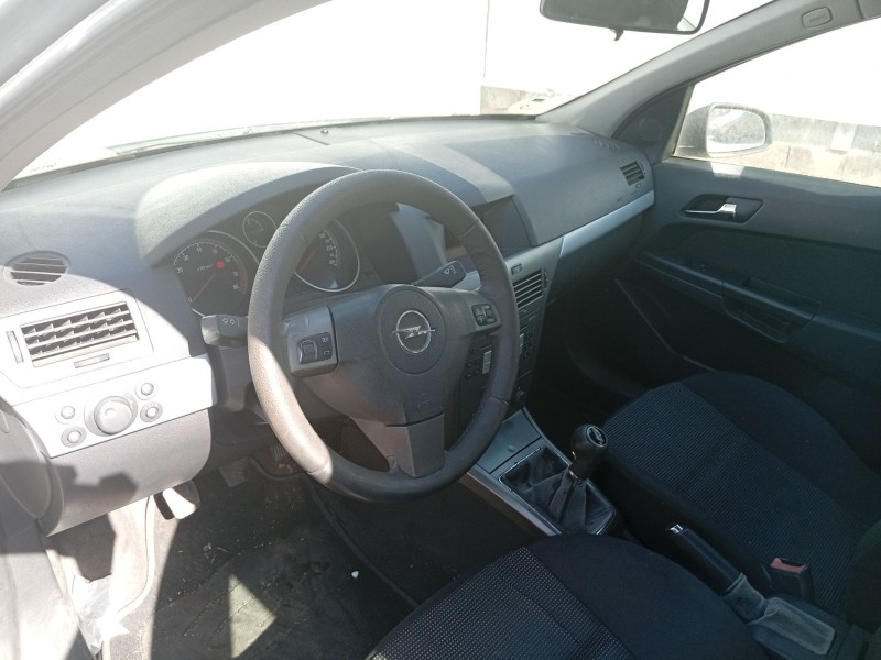 Recambio de salpicadero para opel astra h (a04) 1.6 (l48) referencia OEM IAM 13149016  