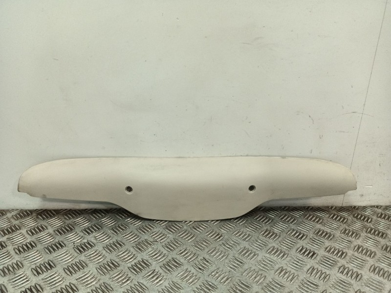 Recambio de moldura para fiat 500 (312) 500 referencia OEM IAM 735542376  