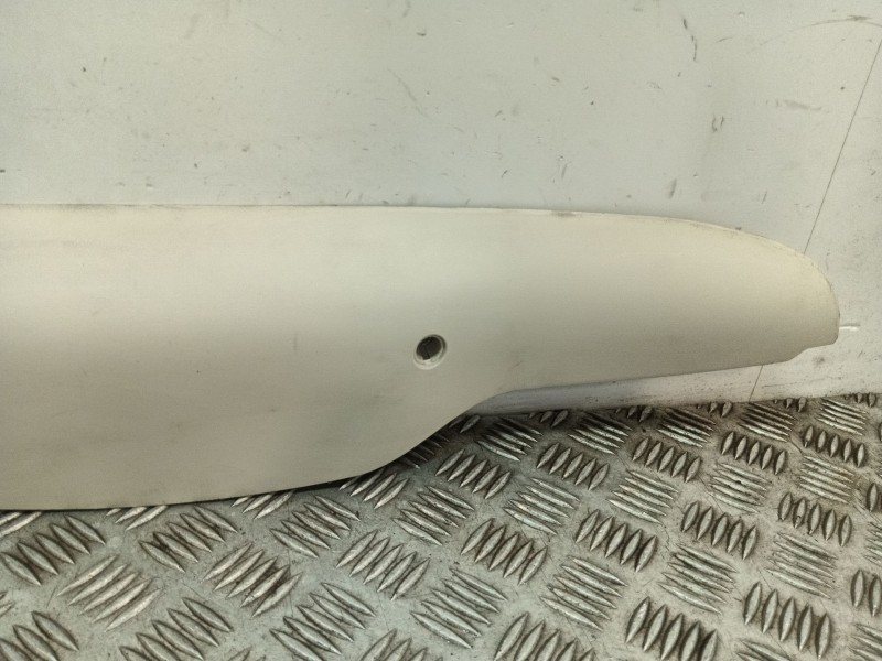 Recambio de moldura para fiat 500 (312) 500 referencia OEM IAM 735542376  
