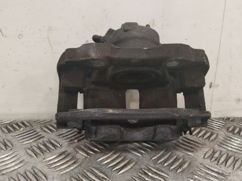Recambio de pinza freno delantera izquierda para citroën c3 1.6 16v hdi referencia OEM IAM 0204Y01151  