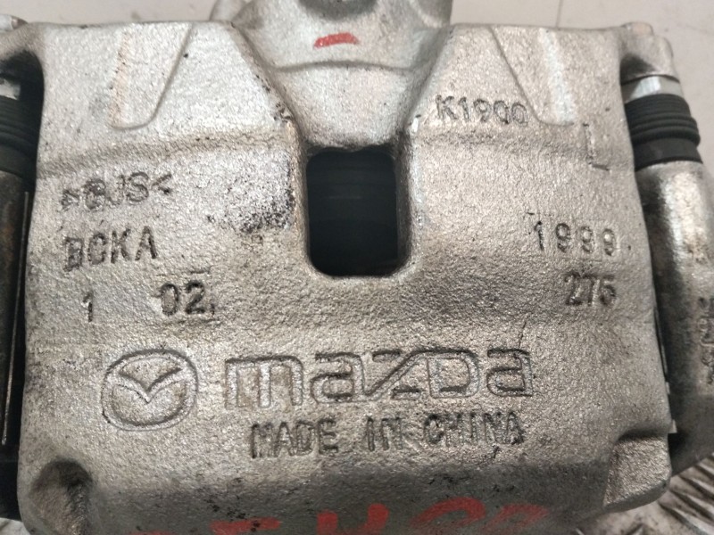 Recambio de pinza freno delantera izquierda para mazda 3 berlina (bp) referencia OEM IAM B4Y03399ZB  