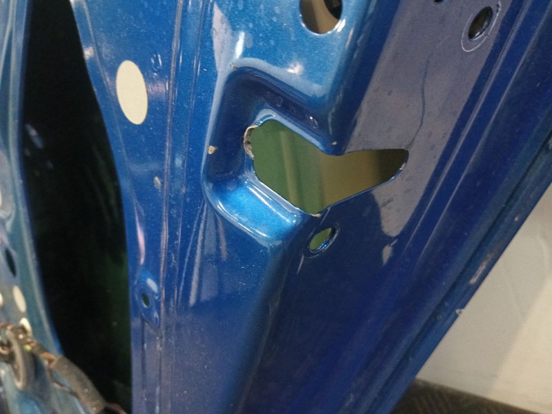 Recambio de puerta trasera derecha para skoda fabia iii (nj3) 1.0 tsi referencia OEM IAM 6V9833056A  
