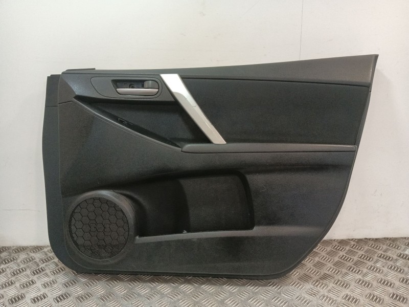 Recambio de guarnecido puerta delantera derecha para mazda 3 lim. (bl) referencia OEM IAM BBM468420 BBP3684U2 