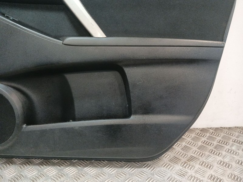 Recambio de guarnecido puerta delantera derecha para mazda 3 lim. (bl) referencia OEM IAM BBM468420 BBP3684U2 