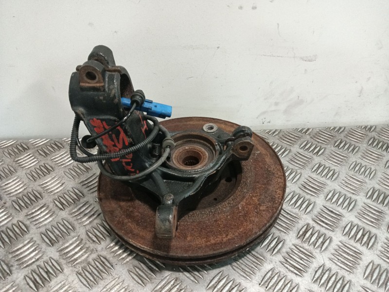 Recambio de mangueta delantera izquierda para citroën c3 1.6 16v hdi referencia OEM IAM 364691  