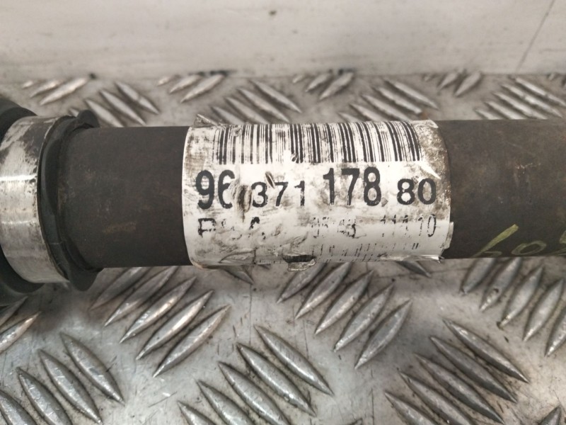 Recambio de transmision delantera derecha para citroën c4 ii (nc_) 1.6 hdi 90 referencia OEM IAM 9637117880  