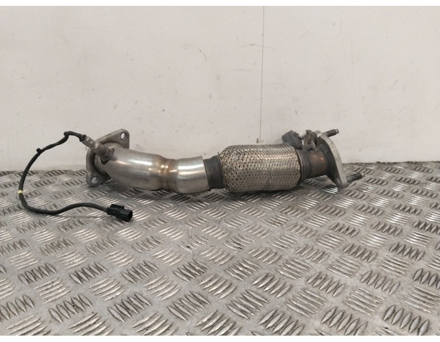 Recambio de tubo escape delantero para kia xceed (cd) 1.5 t-gdi mhev referencia OEM IAM 28610J7310 28761C1000 