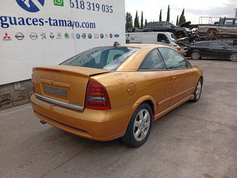 opel astra g coupé (t98) del año 2001