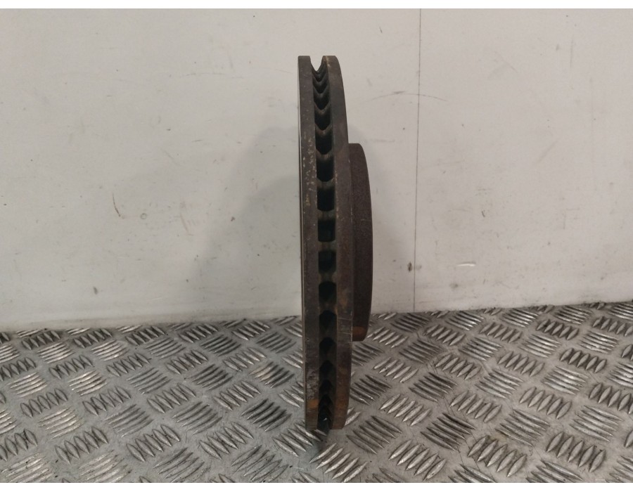 Recambio de disco freno delantero para toyota c-hr (_x1_) 1.8 hybrid (zyx10_, zyx11_) referencia OEM IAM 43512F4010  