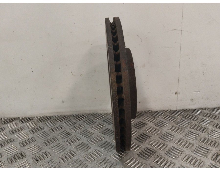 Recambio de disco freno delantero para toyota c-hr (_x1_) 1.8 hybrid (zyx10_, zyx11_) referencia OEM IAM 43512F4010  