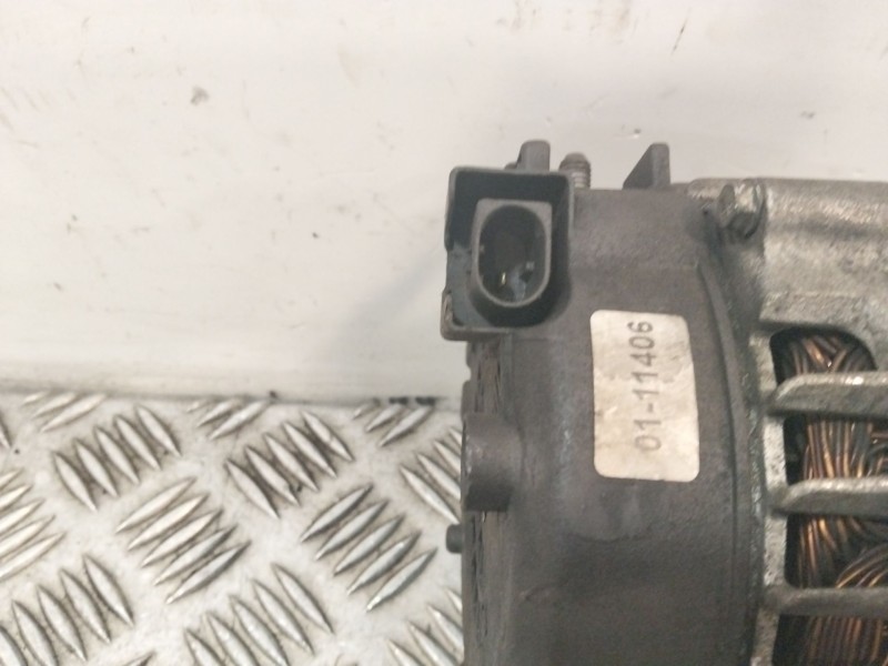 Recambio de alternador para bmw x5 (e70) xdrive 30 d referencia OEM IAM 12317803724  