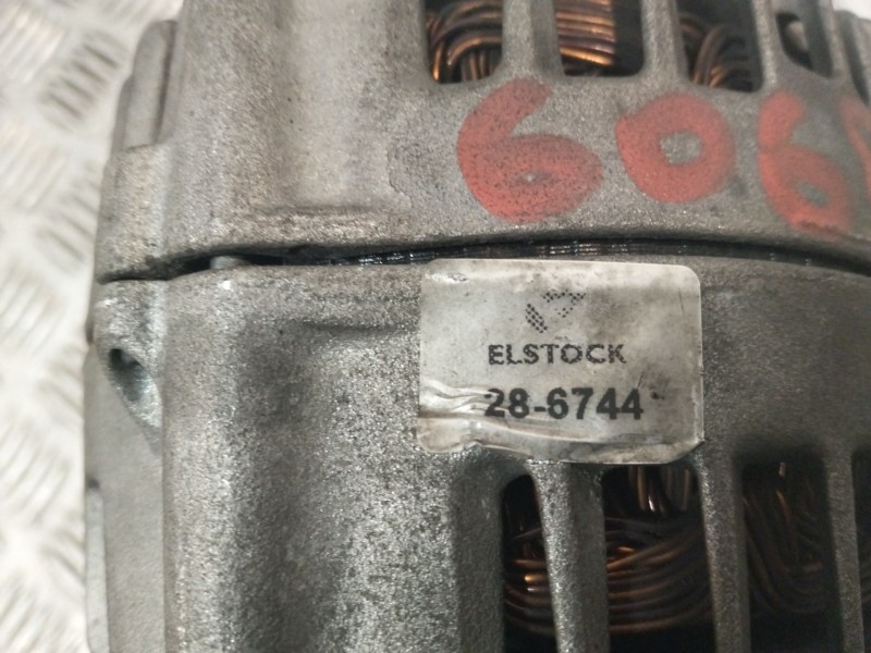 Recambio de alternador para bmw x5 (e70) xdrive 30 d referencia OEM IAM 12317803724  