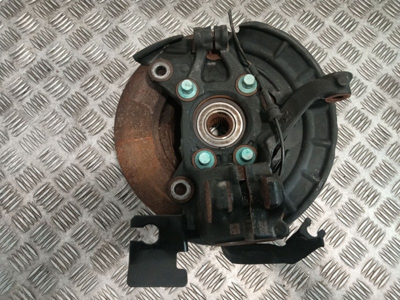 Recambio de mangueta delantera izquierda para mazda 3 berlina (bp) referencia OEM IAM BDNF33031  