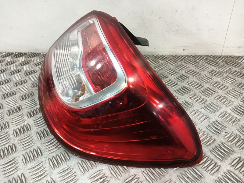 Recambio de piloto trasero derecho para dacia sandero ii (b8_) tce 90 lpg (b8m1) referencia OEM IAM 265506669R  