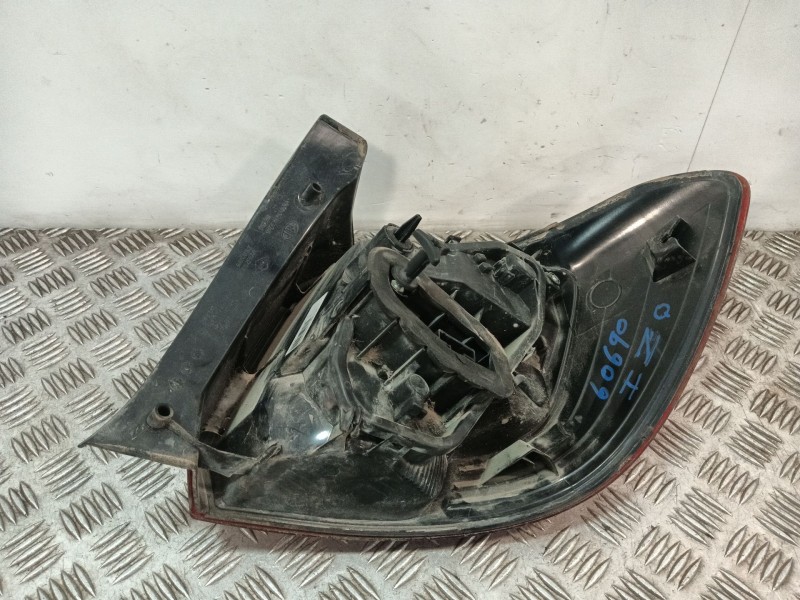 Recambio de piloto trasero izquierdo para dacia sandero ii (b8_) tce 90 lpg (b8m1) referencia OEM IAM 265554085R 62421301 