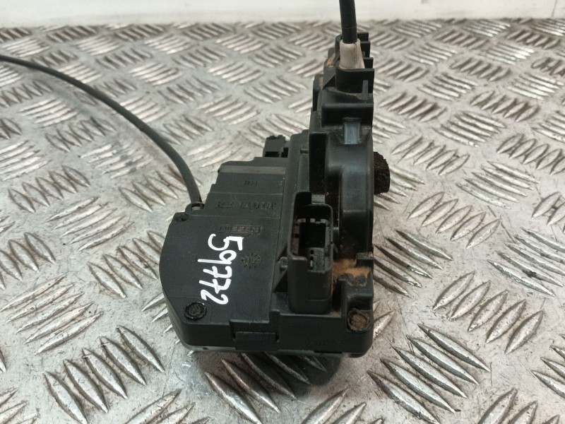 Recambio de cerradura puerta trasera derecha para nissan micra iii (k12) 1.4 16v referencia OEM IAM 82500AX111  