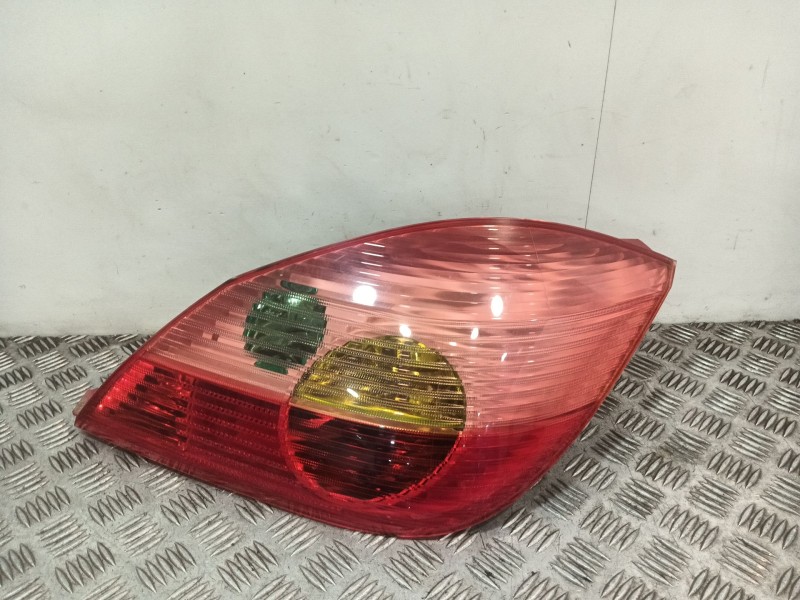 Recambio de piloto trasero derecho para opel tigra twintop (x04) 1.8 (r97) referencia OEM IAM 93164330 93164329 