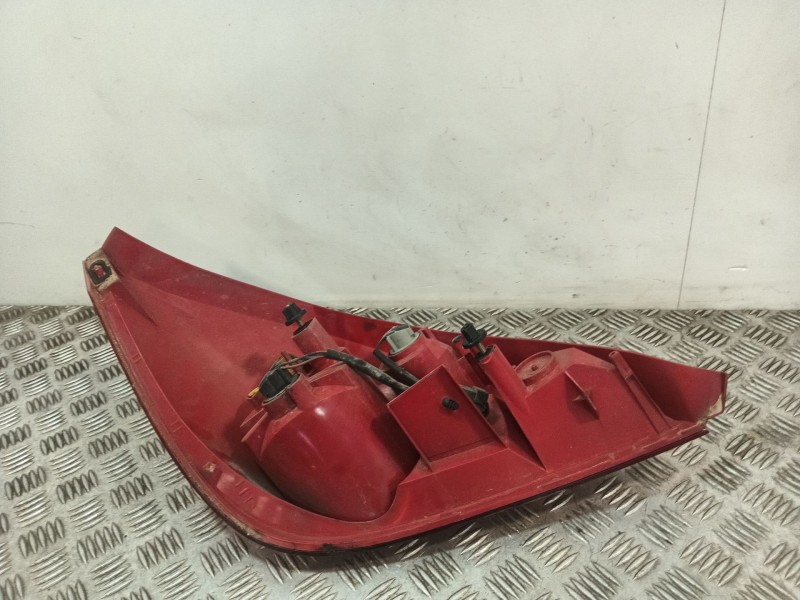 Recambio de piloto trasero derecho para opel tigra twintop (x04) 1.8 (r97) referencia OEM IAM 93164330 93164329 
