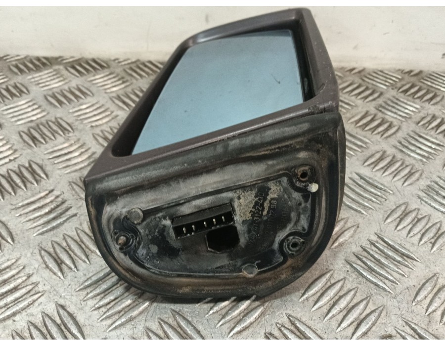 Recambio de retrovisor derecho para mercedes-benz clase e (w210) e 280 (210.053) referencia OEM IAM 2028110298  