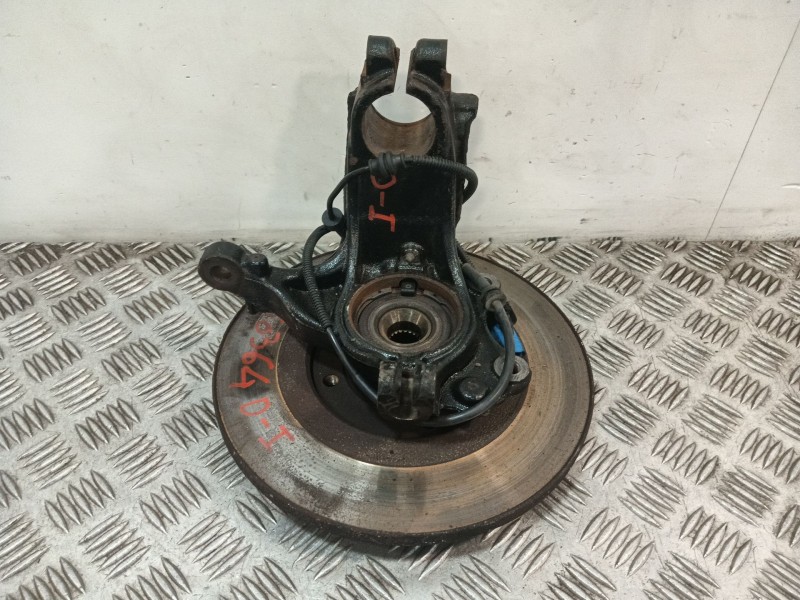 Recambio de mangueta delantera izquierda para citroën c4 cactus 1.2 vti 82 referencia OEM IAM 1607557480  