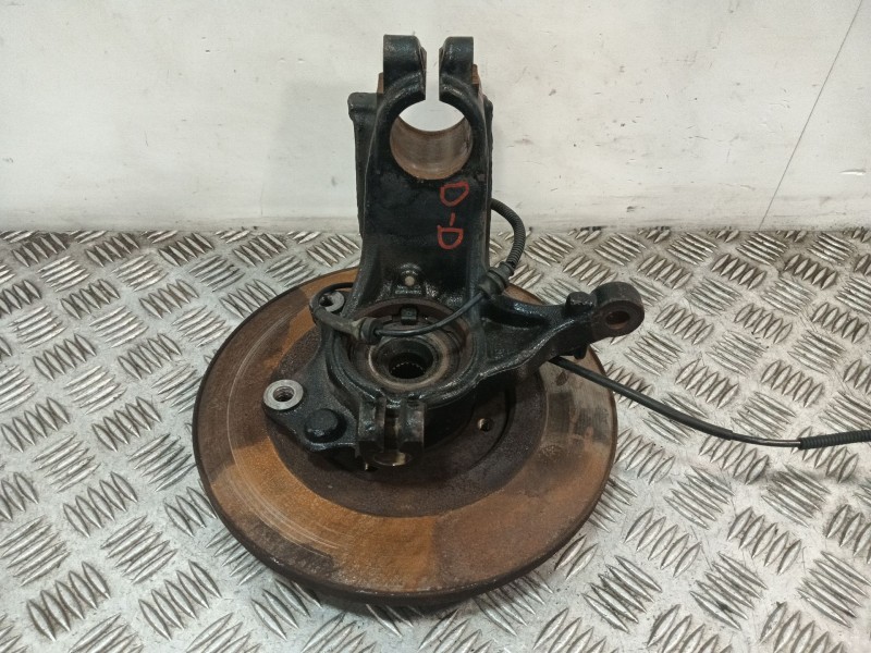 Recambio de mangueta delantera derecha para citroën c4 cactus 1.2 vti 82 referencia OEM IAM 1607557580  