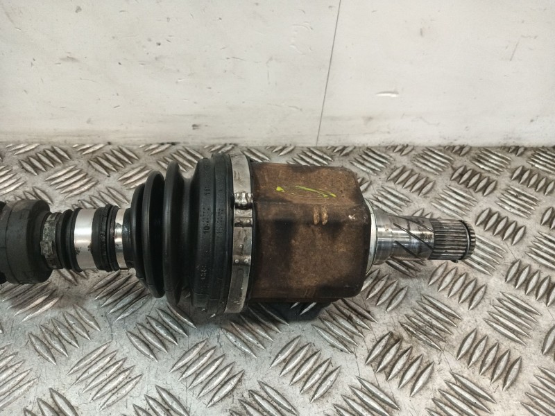 Recambio de transmision delantera derecha para nissan qashqai i (j10, nj10) 2.0 dci referencia OEM IAM 39100JD72B  