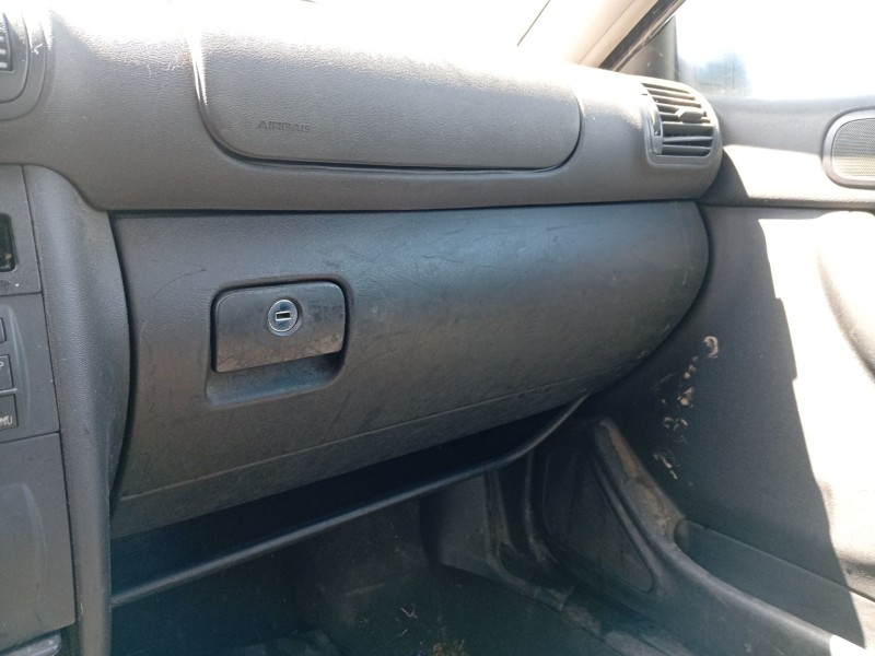 Recambio de guantera para audi a3 (8l1) 1.9 tdi referencia OEM IAM 8L18570955FS  