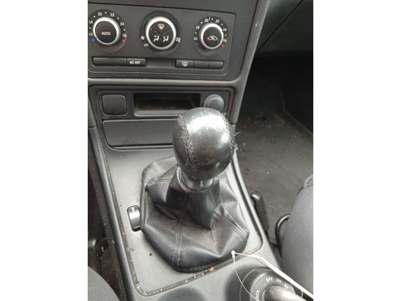 Recambio de palanca cambio para saab 9-5 station wagon (ys3e) 2.3 t referencia OEM IAM 4926507  