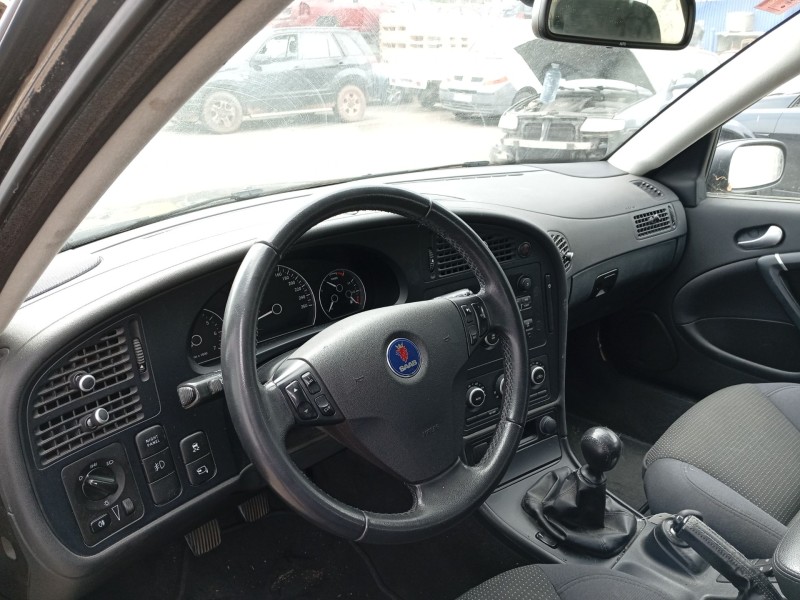 Recambio de salpicadero para saab 9-5 station wagon (ys3e) 2.3 t referencia OEM IAM 4641106  