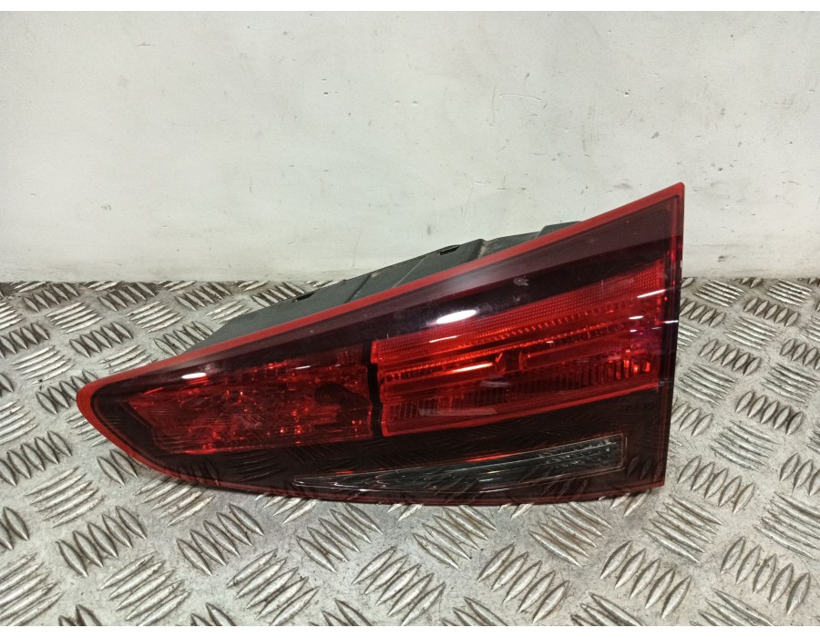 Recambio de piloto trasero derecho interior para hyundai tucson (tl, tle) 1.6 gdi referencia OEM IAM 92404D7500  