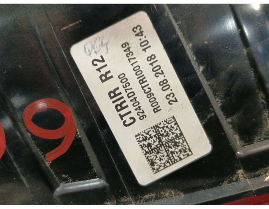 Recambio de piloto trasero derecho interior para hyundai tucson (tl, tle) 1.6 gdi referencia OEM IAM 92404D7500  