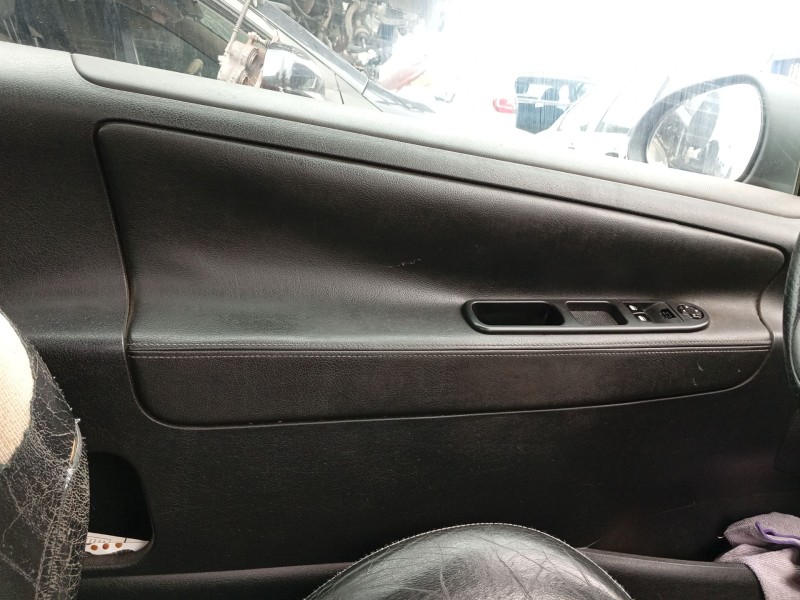 Recambio de guarnecido puerta delantera izquierda para peugeot 207/207+ (wa_, wc_) 1.6 hdi referencia OEM IAM   
