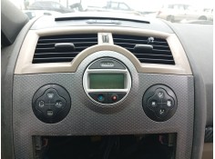 Recambio de mando climatizador para renault megane ii coupé-cabriolet (em0/1_) 1.9 dci referencia OEM IAM 8200501456  