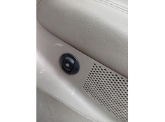 Recambio de mando elevalunas trasero derecho para renault megane ii coupé-cabriolet (em0/1_) 1.9 dci referencia OEM IAM 82004311