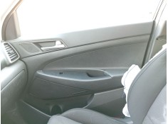 Recambio de guarnecido puerta delantera derecha para hyundai tucson (tl, tle) 1.6 gdi referencia OEM IAM 82308D7020TRY  