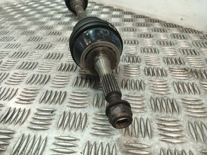 Recambio de transmision delantera izquierda para renault 12 r12 referencia OEM IAM 000397684  