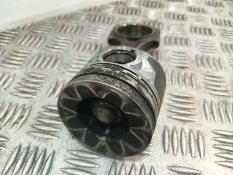 Recambio de biela para opel combo furgoneta/monovolumen (k9) 1.5 d referencia OEM IAM 75L146  