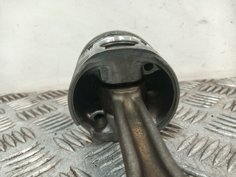Recambio de biela para opel combo furgoneta/monovolumen (k9) 1.5 d referencia OEM IAM 75L146  
