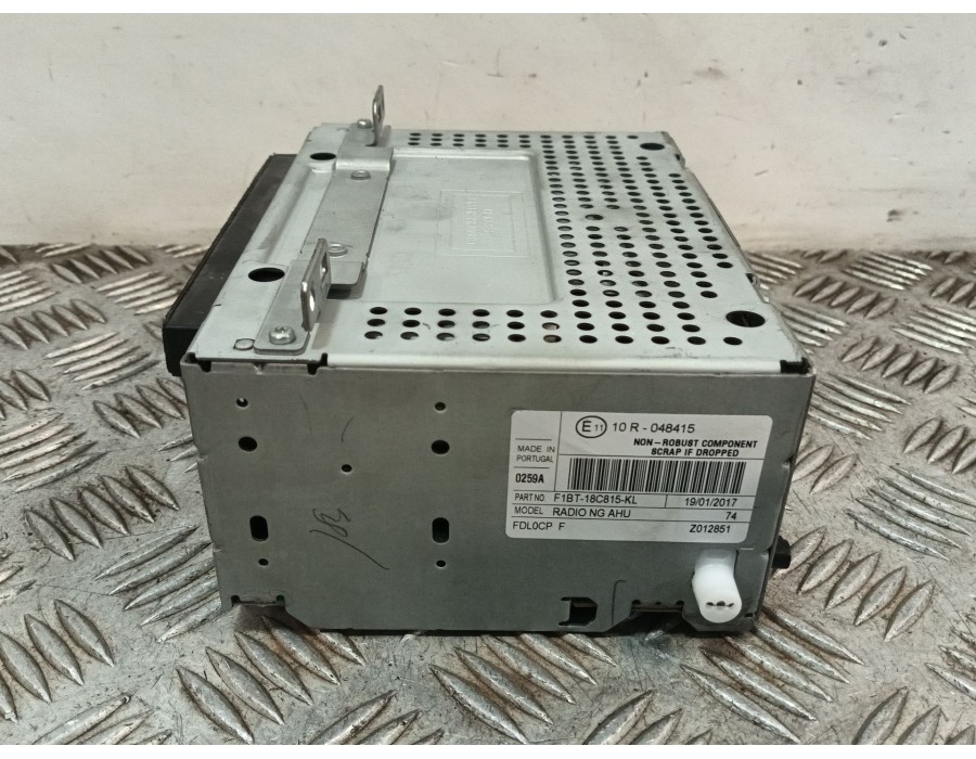 Recambio de sistema audio / radio cd para ford focus lim. 1.5 tdci cat referencia OEM IAM f1bt18C815KL  