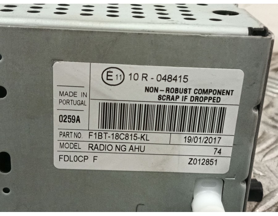 Recambio de sistema audio / radio cd para ford focus lim. 1.5 tdci cat referencia OEM IAM f1bt18C815KL  