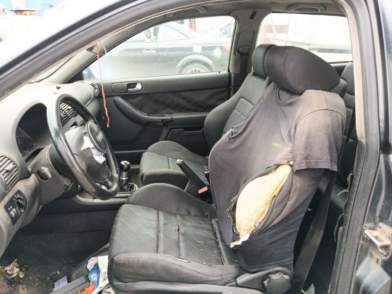 audi a3 (8l1) del año 2002