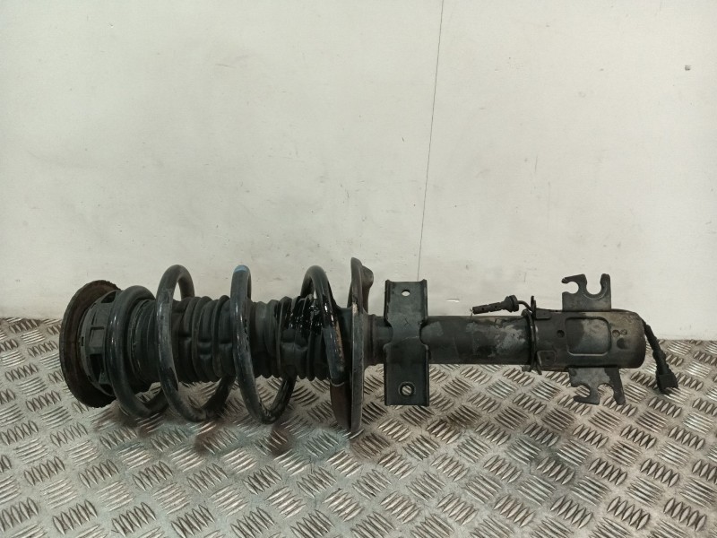 Recambio de amortiguador delantero izquierdo para renault master iii master iii referencia OEM IAM 543028774R  